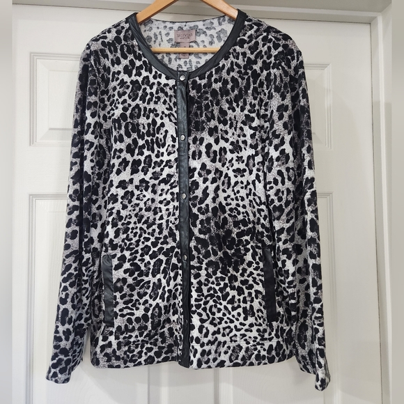 Easywear by Chico's Animal Print Button-Down Jacket Cardigan Size 3 - Picture 1 of 7